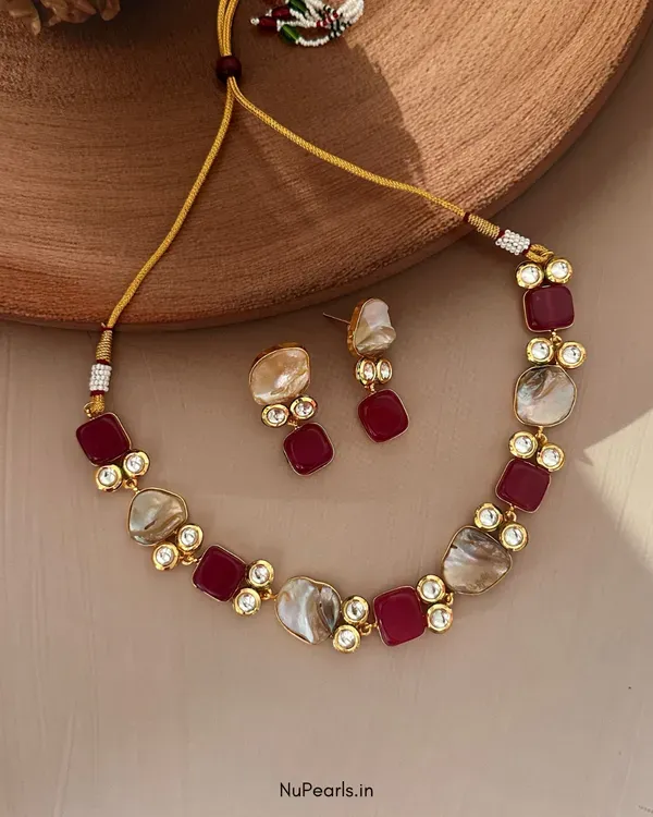 Ruby_Red_Alsia_Mother_Of_Pearl_Kundan_18k_Gold_Plated_Choker_With_Earring
