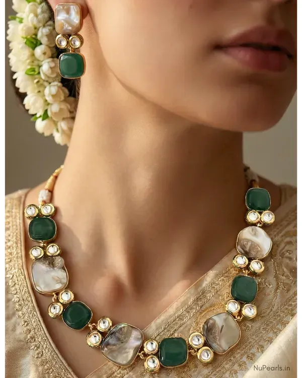 Green_Alsia_Mother_Of_Pearl_Kundan_18k_Gold_Plated_Choker_With_Earrings