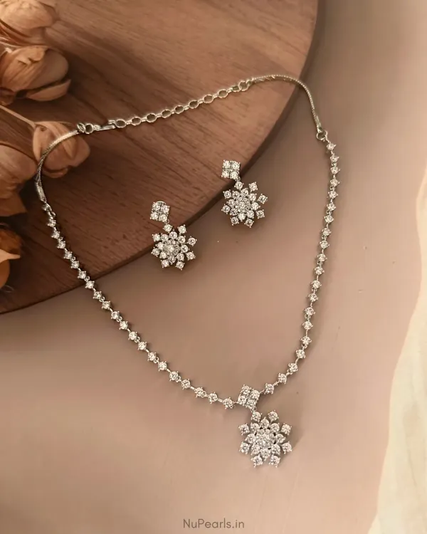 Silver_Gurdeep_Ad_Necklace_With_Earrings_Rhodium_Plated