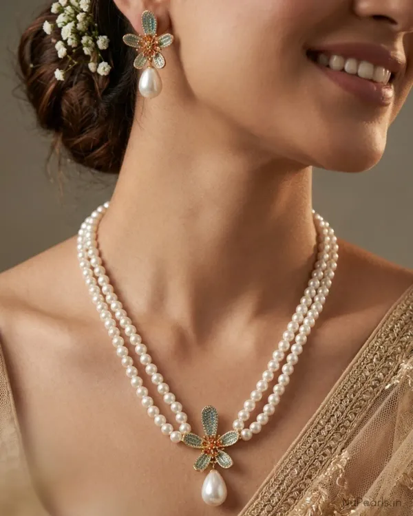 Blue_Kimi_Ad_Pearl_Necklace_With_Ad_Back_Clasp_Matching_Earrings_18k_Gol