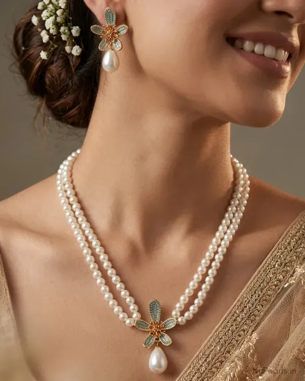Blue_Kimi_Ad_Pearl_Necklace_With_Ad_Back_Clasp_Matching_Earrings_18k_Gol