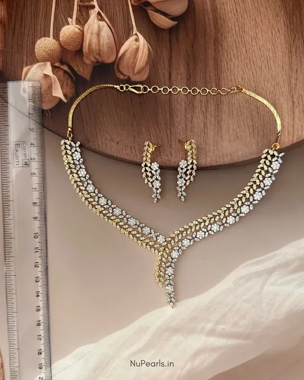 Gold_Silver_Cora_Necklace_With_Ad_Stone_18k_Gold_Plated_Jewellery_Set_For