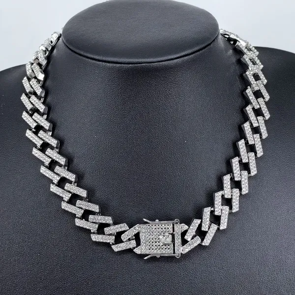 Silver-Tone_Iced_Cuban_Link_Chain_Necklace_for_Men