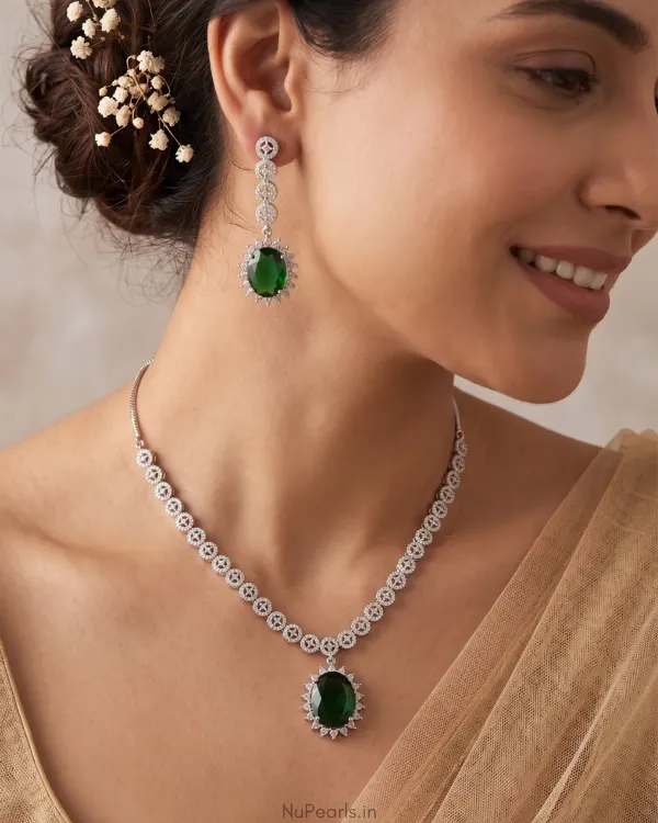 Emerald_Green_Abby_Zirconia_Necklace
