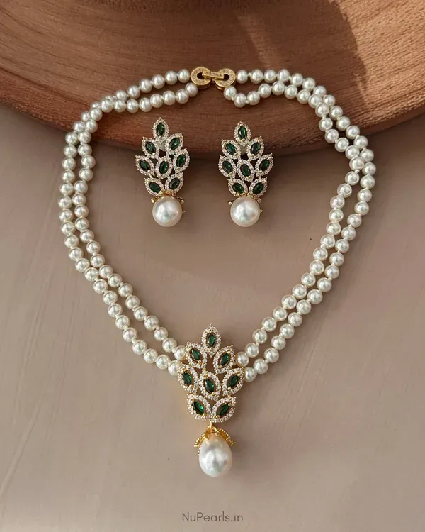 Gold_Green_Amora_Ad_Pearl_Necklace_With_Ad_Back_Clasp_Matching_Earrings_More