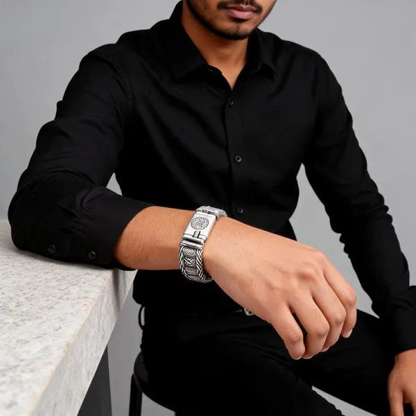 Silver-Tone_Greek_Pattern_Bracelet_for_Men