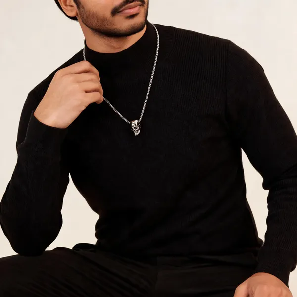 Silver_Skull_Pendant_Necklace_for_Men