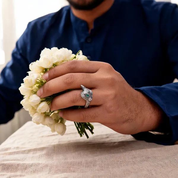 Silver_Tone_Snake_Ring