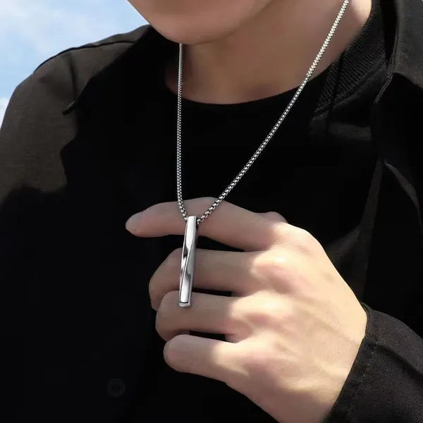 Silver_Tone_Bar_Pendant_Necklace_for_Men