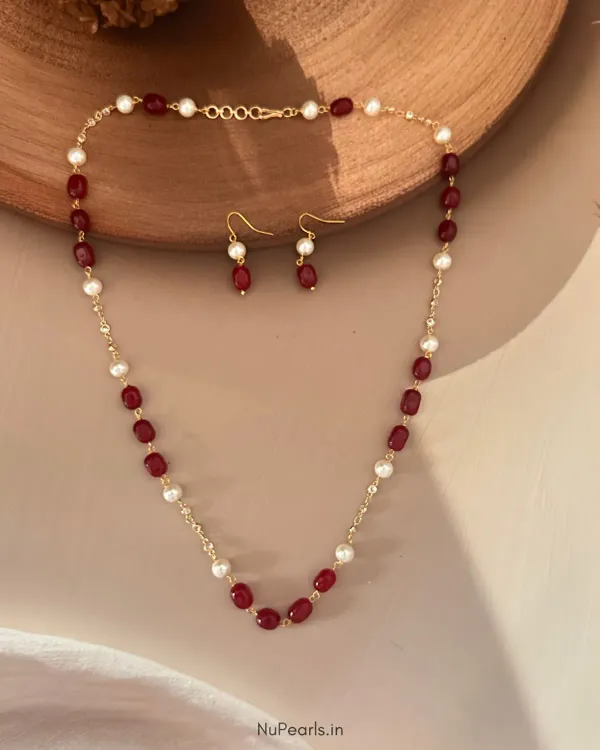 Ruby_Red_Meera_Stone_Pearl_Mala_With_Ad_Chain_For_Women