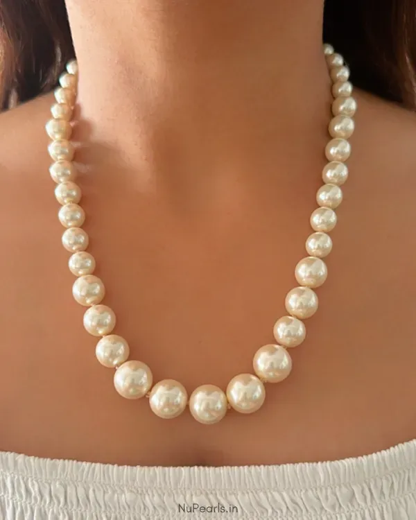 Off_White_Graduation_Pearl_Ovia_Mala_Necklace_For_Women