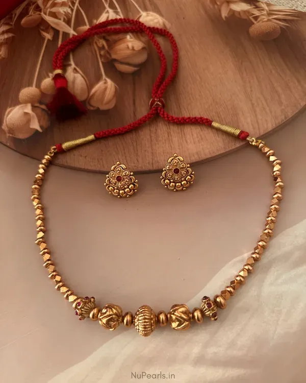 Ammu_Antique_Gold_Mattar_Mala_Necklace_Set_In_Premium_Polish