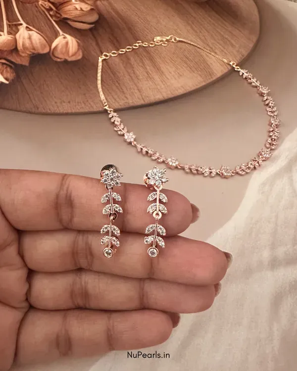 Rosa_Rose_Gold_Floral_Necklace_With_Cz_Stone_18k_Gold_Plated_Necklace_Set