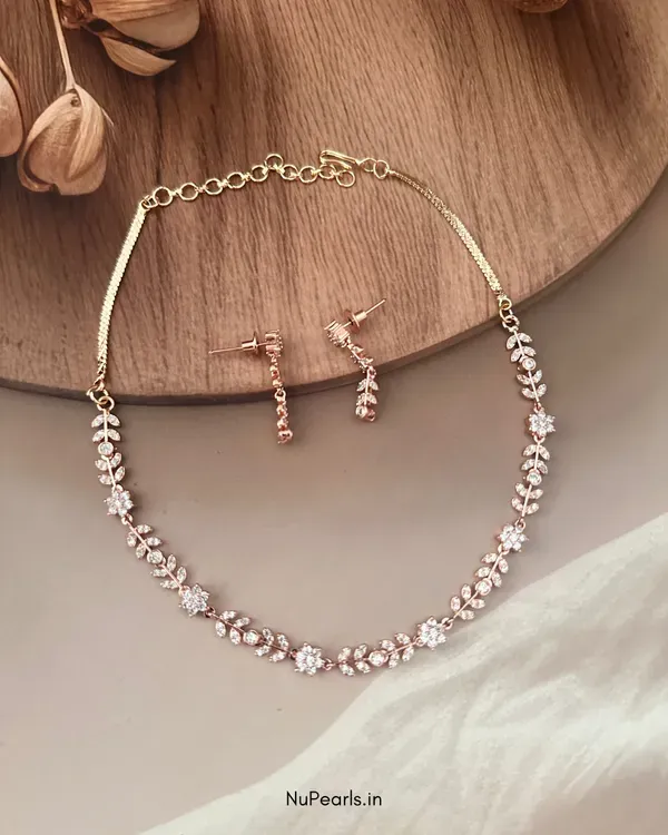 Rosa_Rose_Gold_Floral_Necklace_With_Cz_Stone_18k_Gold_Plated_Necklace_Set