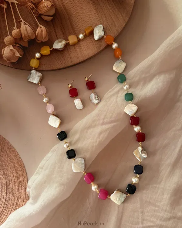 Multi_Suhi_Mother_Of_Pearl_Agate_Long_Mala_With_Earrings