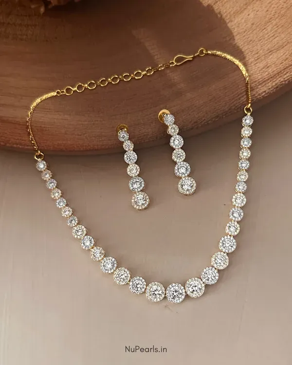 Gold_Silver_Vena_Necklace_18k_Gold_Rhodium_Plated_Cz_Studded_Jewellery_Se
