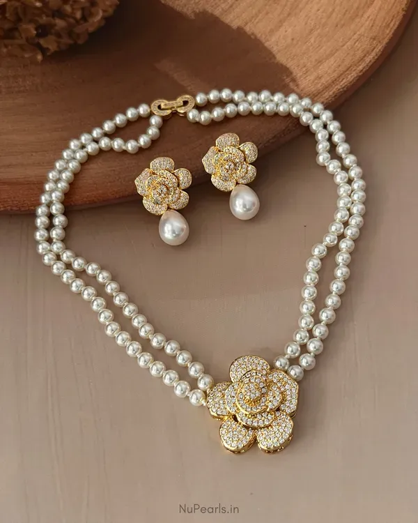 Gold_Cara_Ad_Pearl_Necklace_With_Ad_Back_Clasp_Earrings_18k_Gold_Plated