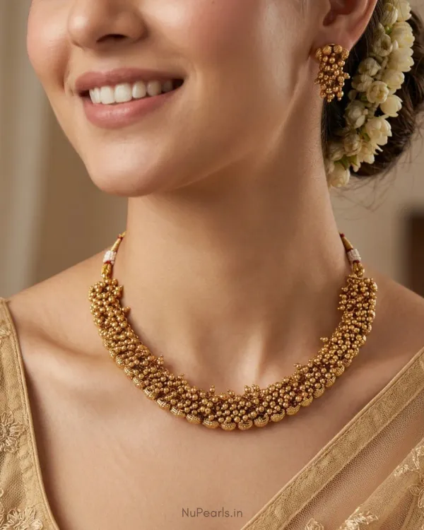 Kasya_Traditional_Temple_Style_Guttapusalu_Gold_Beaded_Necklace_Set_With_Ea_More