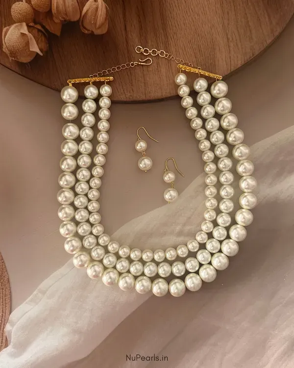 White_Shae_3_Layered_Pearl_Mala_With_Earrings_For_Women
