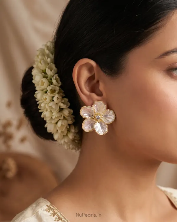 Oversized_Mother_Of_Pearl_Flower_Earrings_Premium_Earring_In_Gold_Polish