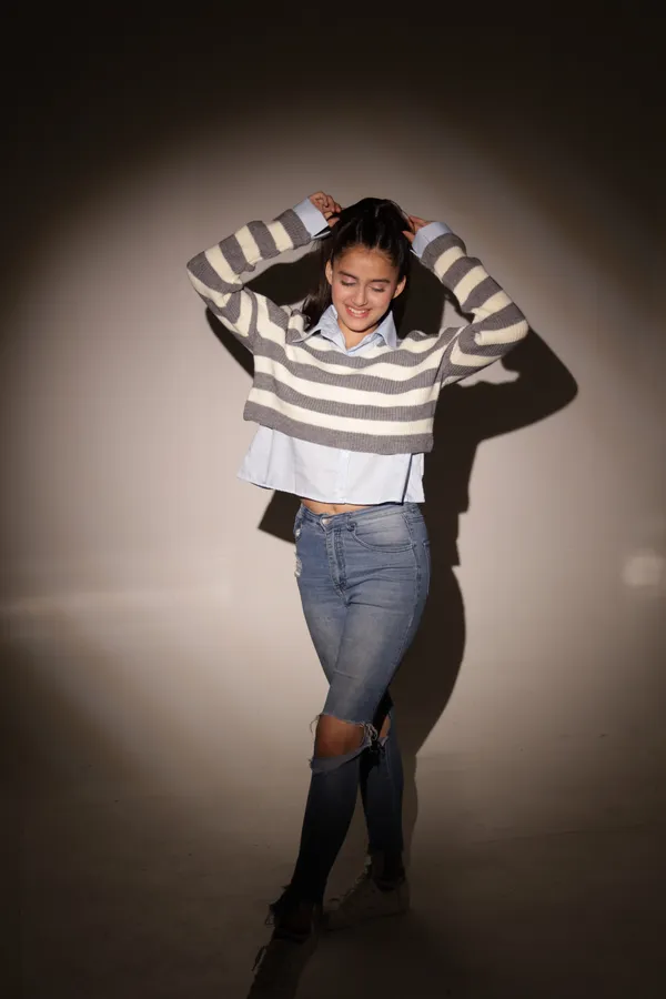 Grey_And_White_Striped_Pullover_Sweater_for_Women