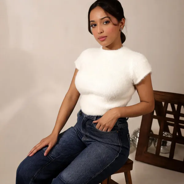 White_Woollen_Knit_Fitted_Crop_Top_For_Women