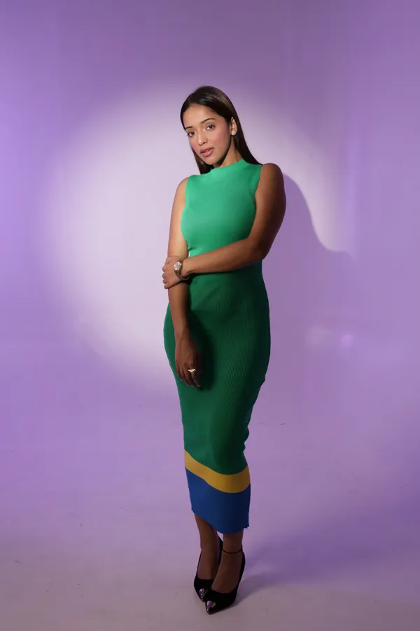 Green_Ribbed_Bodycon_Midi_Dress_for_Women
