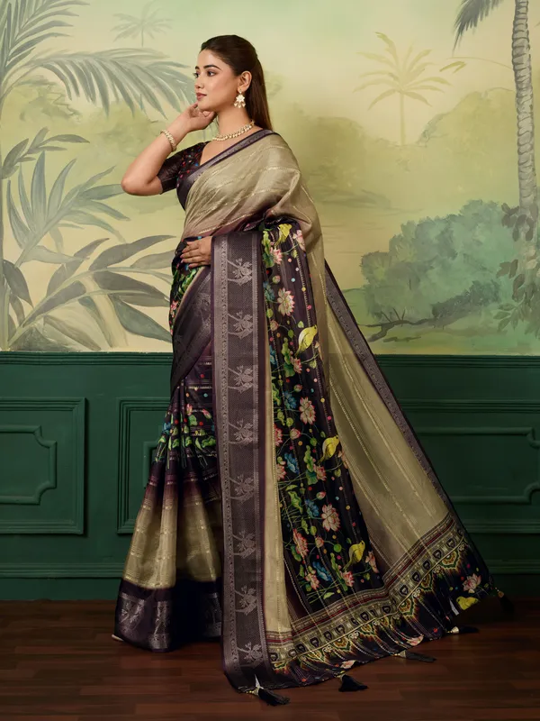 Black_Jacquard_Floral_Print_Saree_For_Women