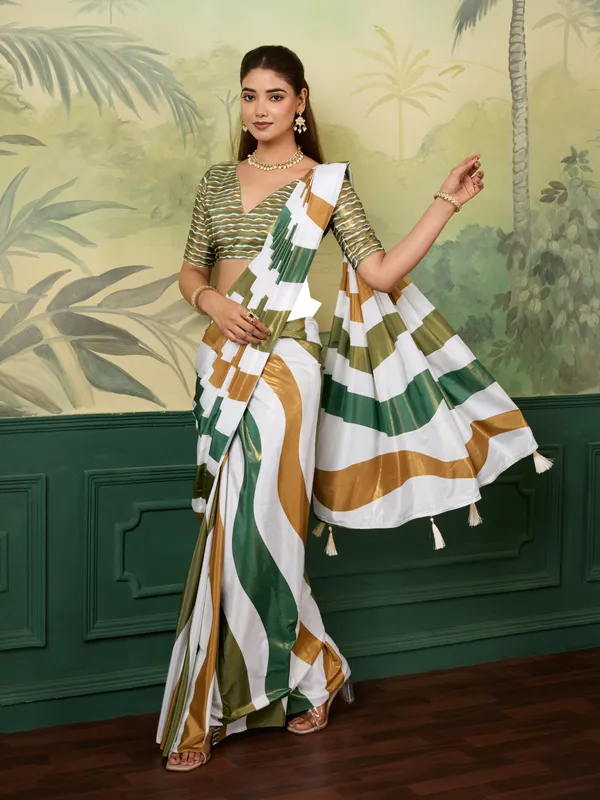 Multicolour_Crepe_Silk_Wave_Stripe_Print_Saree_For_Women