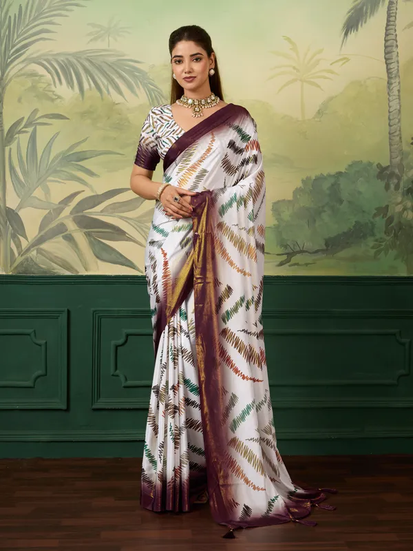 White_Crepe_Silk_Printed_Saree_For_Women