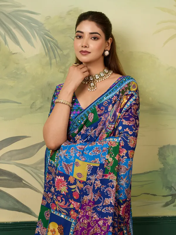 Blue_Chinon_Floral_Printed_Saree_With_Unstitched_Blouse_For_Women