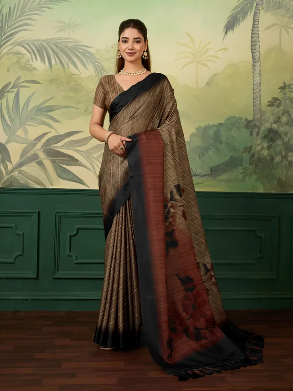 Brown_Heavy_Tussar_Silk_Woven_Pattern_Saree_For_Women