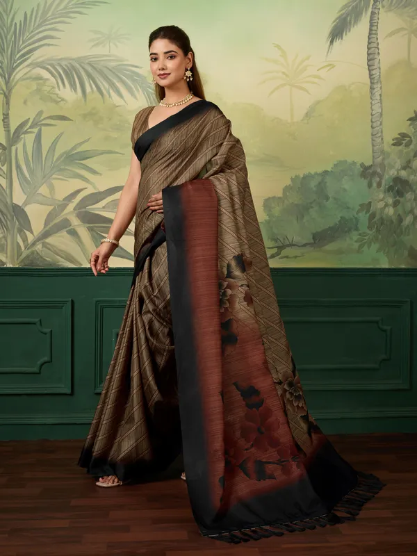Brown_Heavy_Tussar_Silk_Woven_Pattern_Saree_For_Women