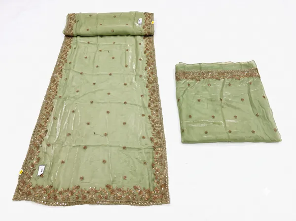 Green_Frendy_Silk_Net_Embroidered_Saree_With_Blouse_Piece_For_Women