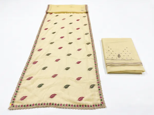 Cream_Wari_Chiffon_Embroidered_Saree_With_Blouse_Piece_For_Women