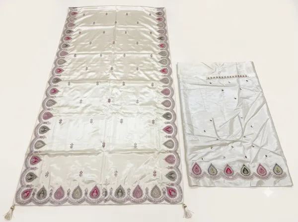 White_H.O_Silk_Embroidered_Saree_With_Blouse_Piece_For_Women