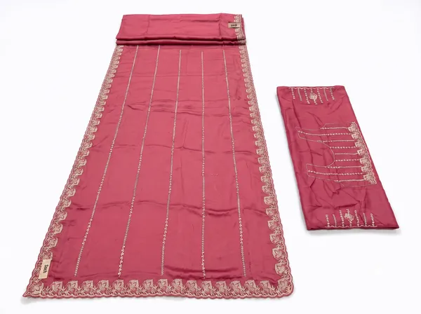 Maroon_Moss_Embellished_Saree_With_Blouse_Piece_For_Women