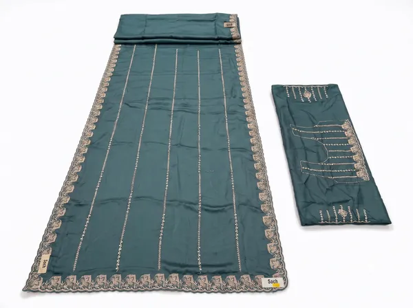 Teal_Moss_Embroidered_Saree_With_Blouse_Piece_For_Women