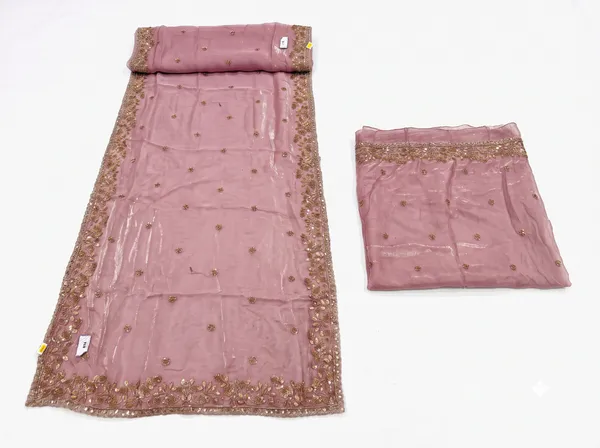 Pink_Frendy_Silk_Net_Floral_Embroidered_Saree_With_Blouse_Piece_For_Women