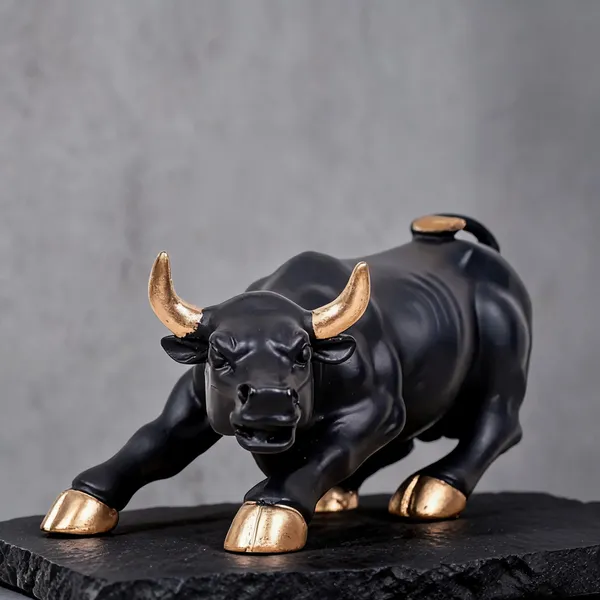 Polyresin_Charging_Bull_Showpiece_Black_Golden_Gloss