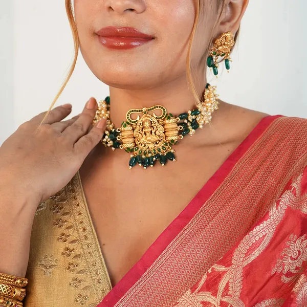 Antique_Temple_Choker_With_Green_Stone_Pearl_Default_Title