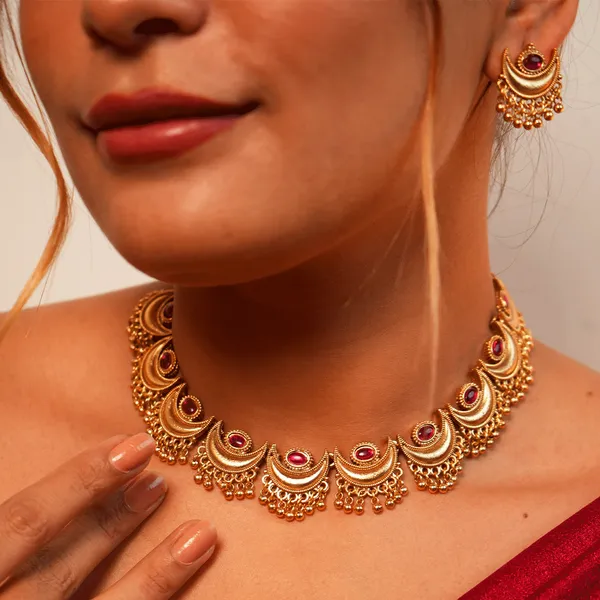 Ardhchand_Rubi_Necklace_Default_Title