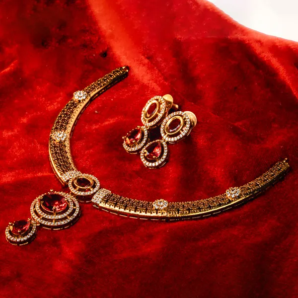 Noor_Ruby_Charm_Necklace_Set_Default_Title