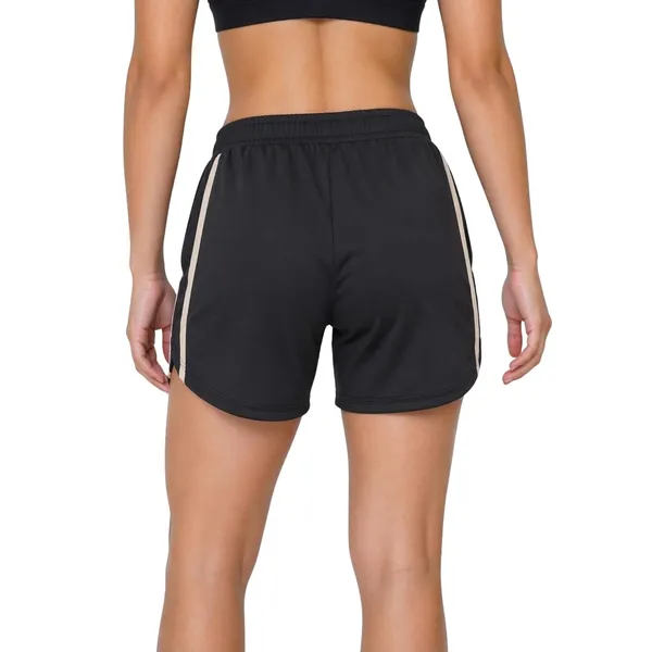 Women_Workout_Shorts_With_Side_Patti_Design