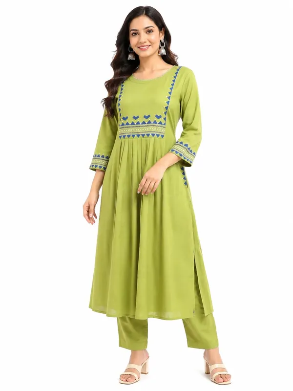 Women_S_Rayon_Embroidered_A_Line_Kurti_With_Pant_Set
