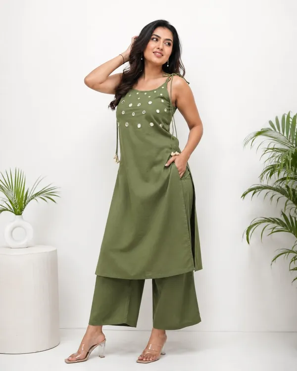 Women_S_Cotton_Embroidery_Kurti_With_Pant_Set