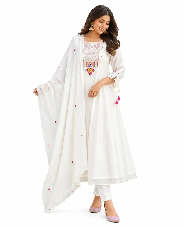 Women_S_Cotton_Embroidered_Kurti_With_Pant_And_Dupatta_Set