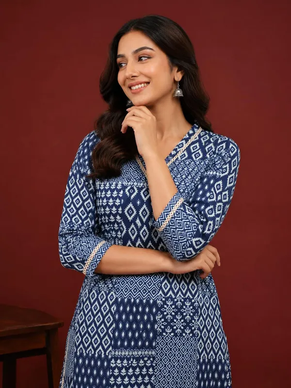 Women_S_Rayon_Kurti_With_Pant_Set