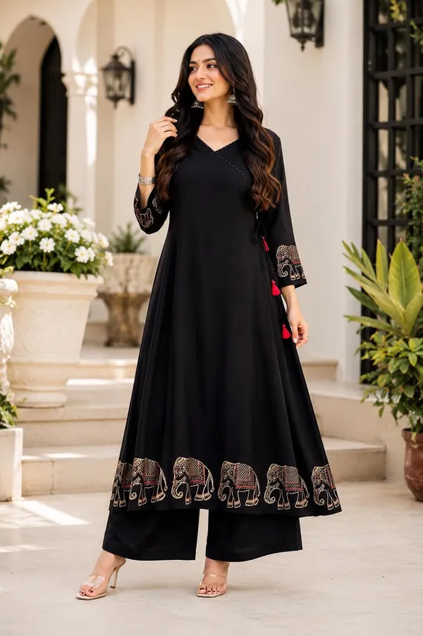 Women_S_Rayon_Embroidered_Kurti_With_Pant_Set