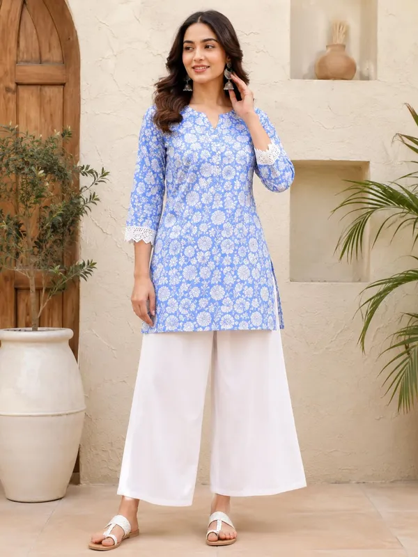 Women_S_Rayon_Straight_Kurti_Set